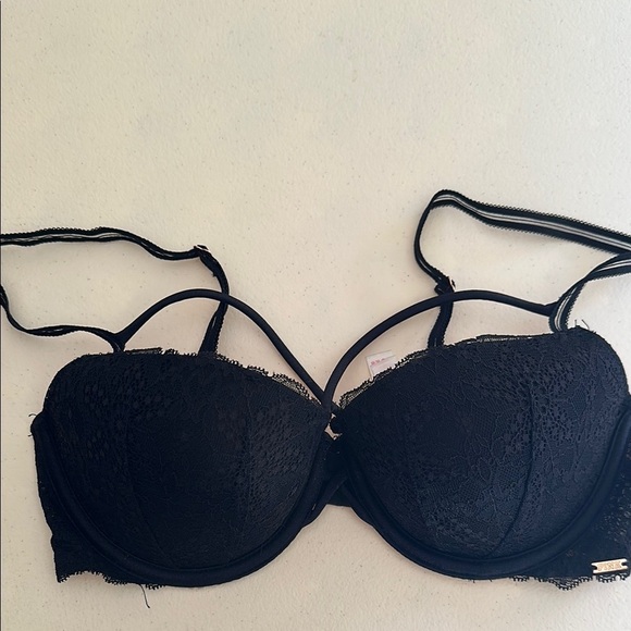 Pink bra - Picture 2 of 5